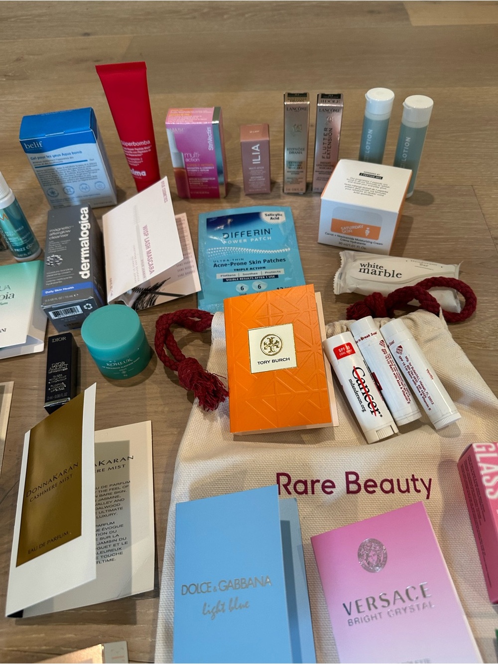 Assorted Beauty & Wellness Sampler - 60+ Pieces - Picture 4 of 7